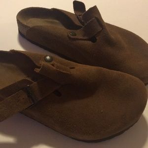 Almost new Birkenstock clogs Brown suede